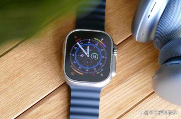 苹果智能手表大小对比图