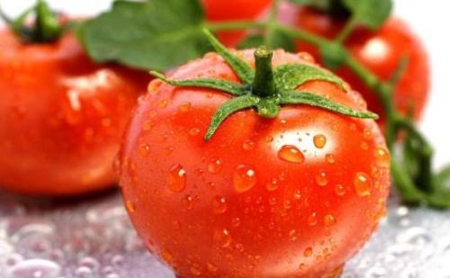 番茄的哪种吃法更健康？（番茄的哪种吃法更健康呢）